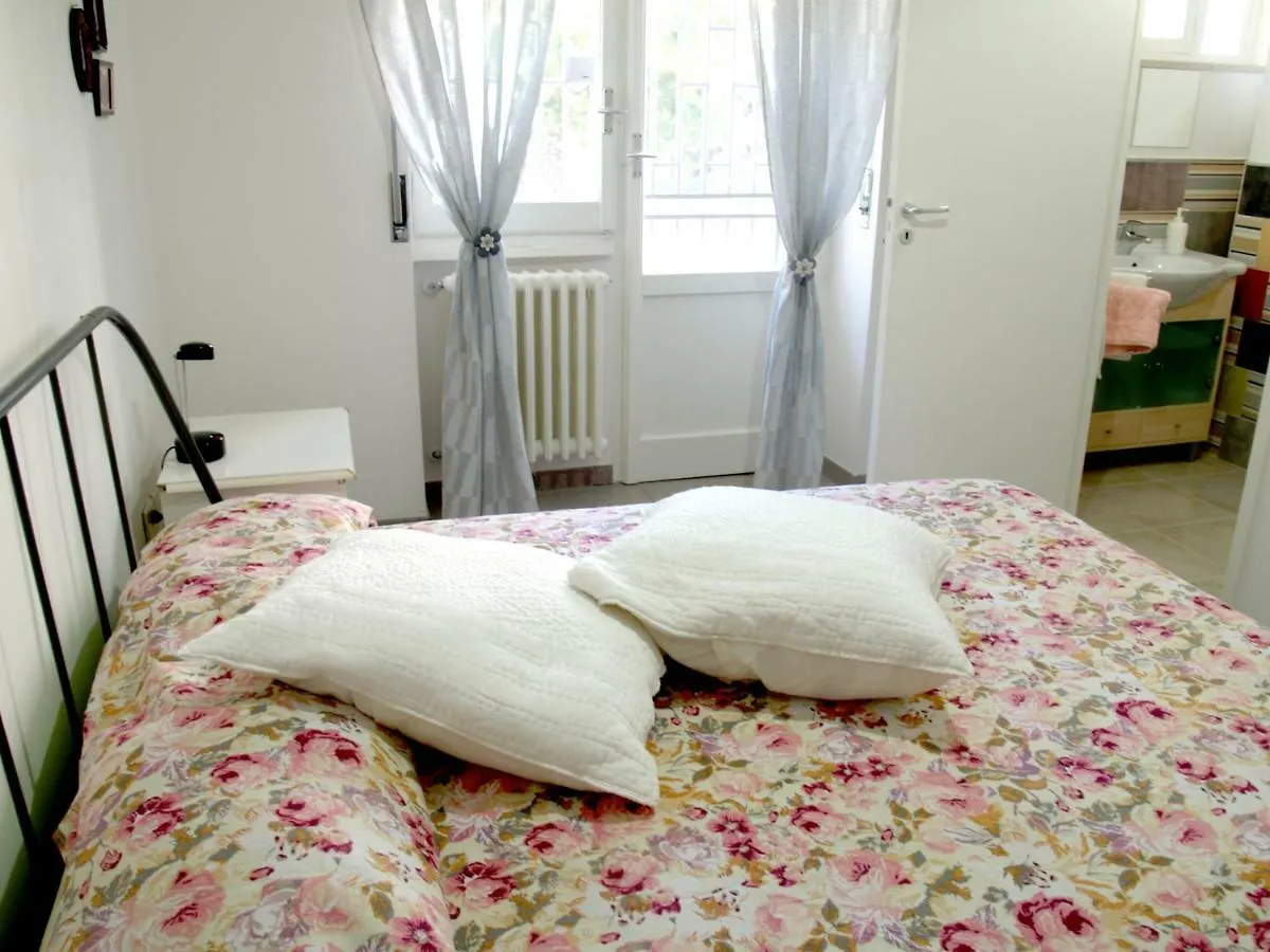 Bed and Breakfast A Casa Di Dodo Bari 2*,