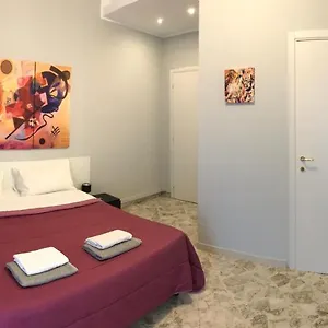 Cavour 124 -guest-room- Frühstückspension
